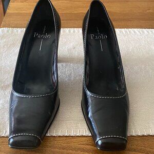 Black square-toe pumps